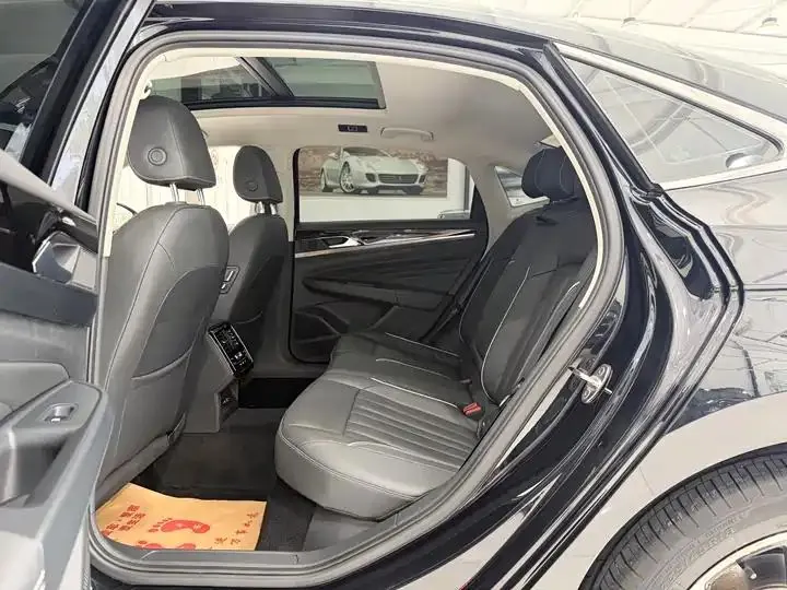 Passat 2023 330TSI Star Elite Edition 8