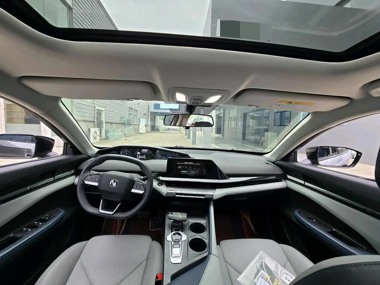 ChangAn 2023 UNI-V Smart Electric iDD 1.5T 113km Smart Fun (Fast Edition) Automatic Gear 2