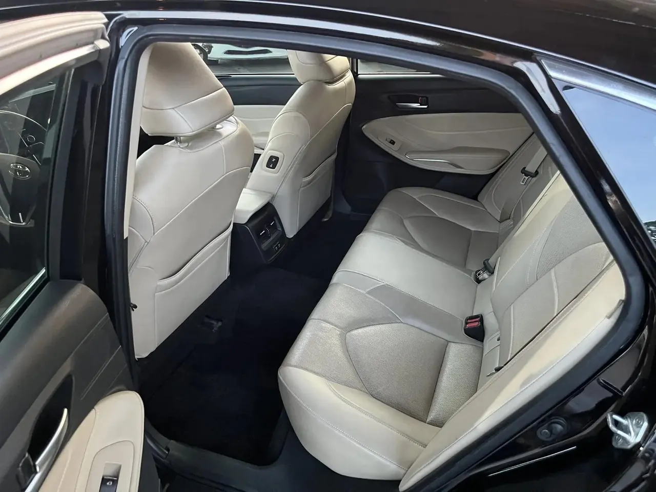 Asian Dragon 2019 2.0L Deluxe Edition Country VI 9