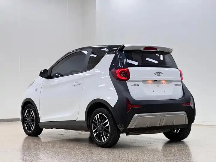 Ants 2022 sweet powder half sugar version ternary lithium 30kW 301km 5