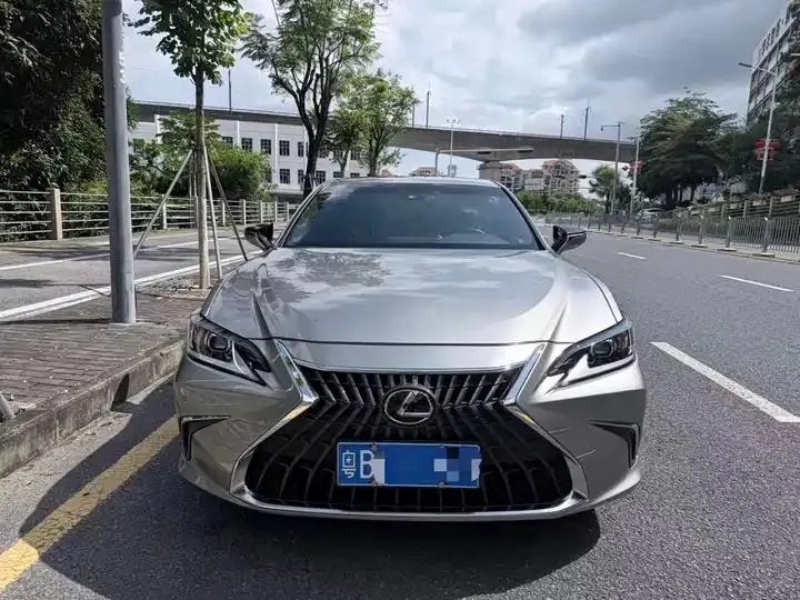 Lexus ES 2023 260 Excellence Edition 2