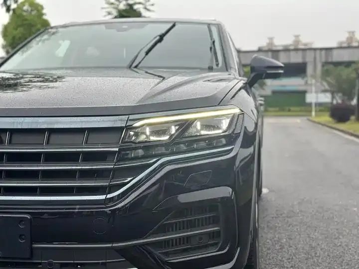 Touareg 2022 3.0TSI Sharp Edition Classic Sports Kit 7