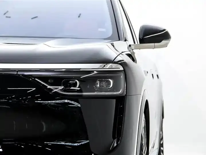 AITO M8 2025 model Range-Extended Ultra Version, 53.4 kWh, 5-seater (192-line Radar) 10