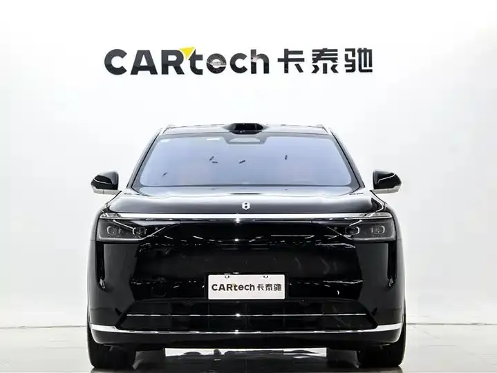 AITO M8 2025 model Range-Extended Ultra Version, 53.4 kWh, 5-seater (192-line Radar) 3