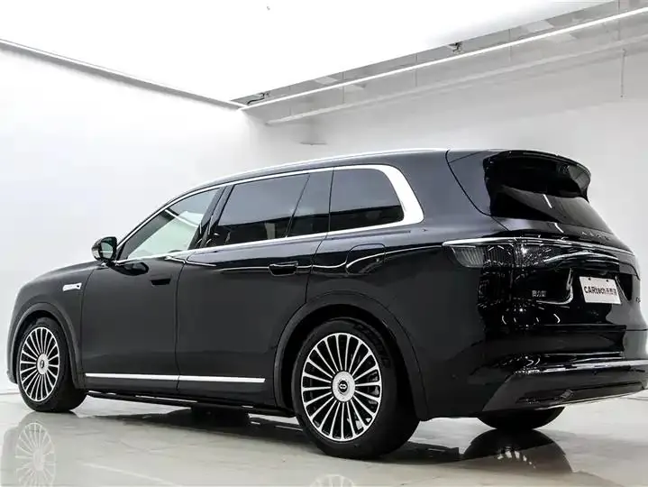 AITO M8 2025 model Range-Extended Ultra Version, 53.4 kWh, 5-seater (192-line Radar) 7