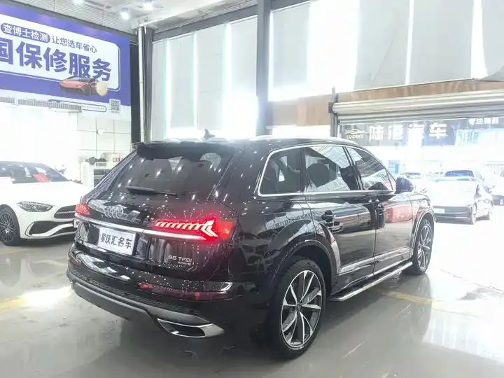 Audi Q7 2020 55 TFSI quattro S line Sport 6