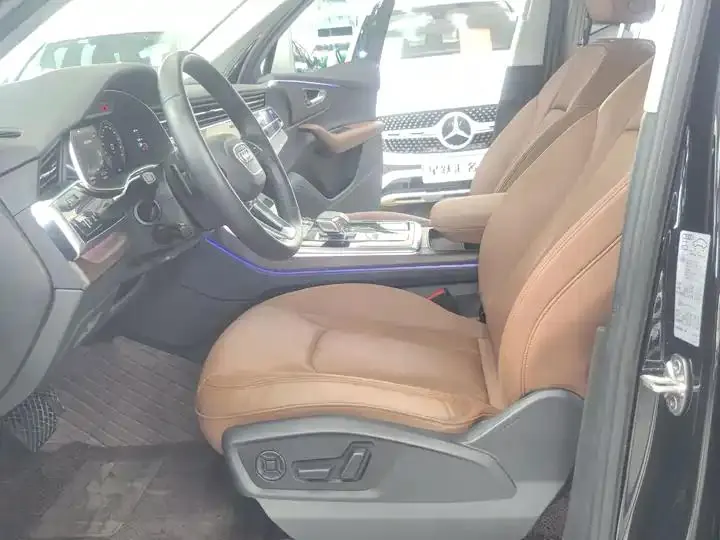 Audi Q7 2020 55 TFSI quattro S line Sport 8