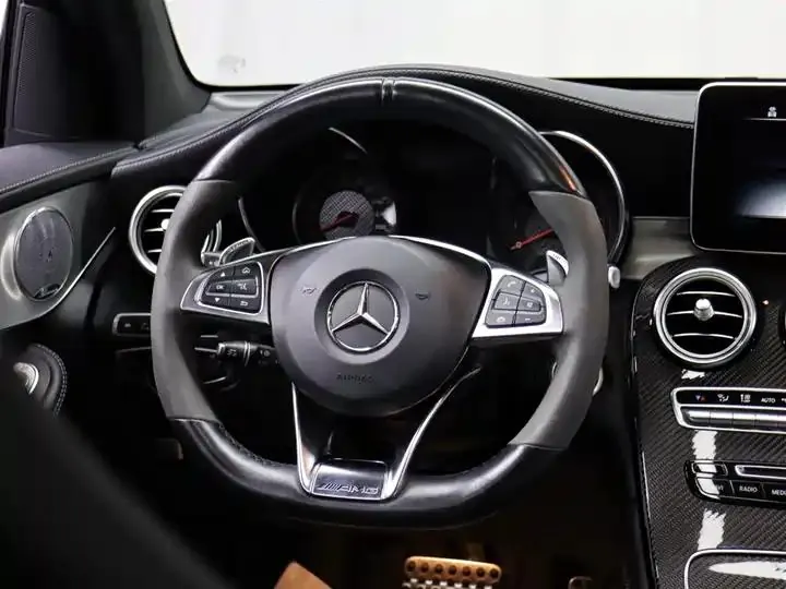 Mercedes Benz GLC Coupe AMG 2018 AMG GLC 63 S 4MATIC Coupe SUV 15