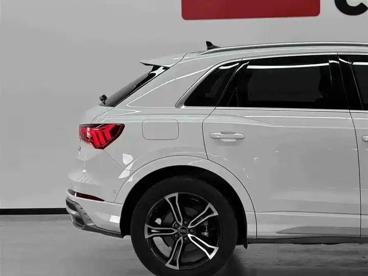 Audi Q3 2022 model 35 TFSI Fashion Dynamic Edition 9