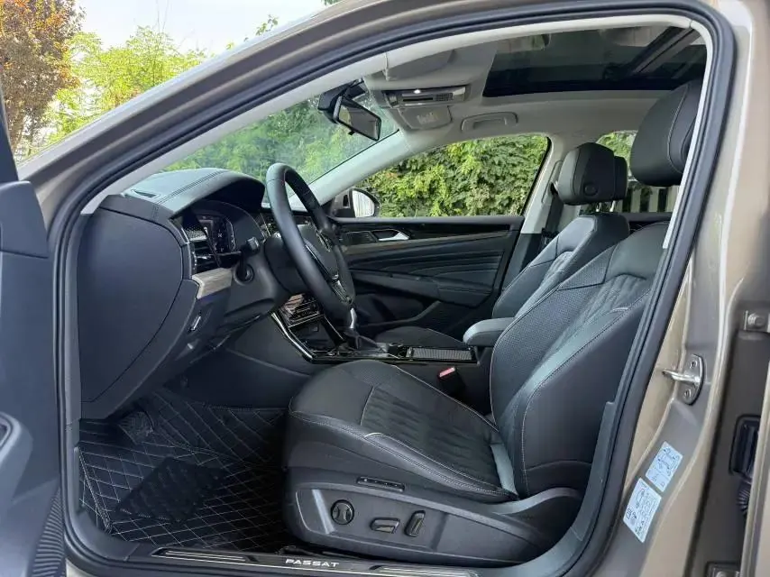 Passat 2021 330TSI Deluxe Edition 3