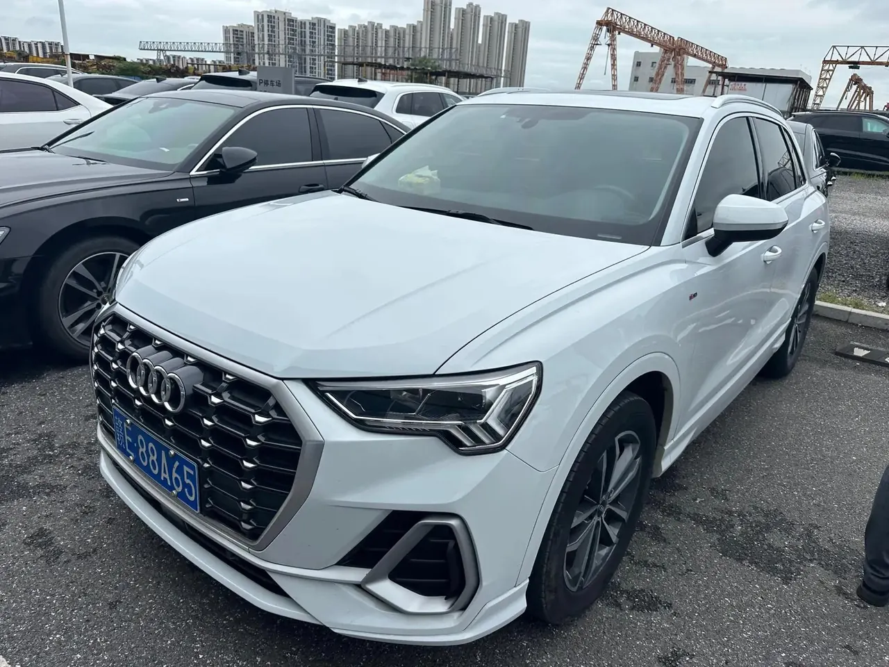 Audi Q3 2021 model 35 TFSI Progressive Dynamic Edition - View 1
