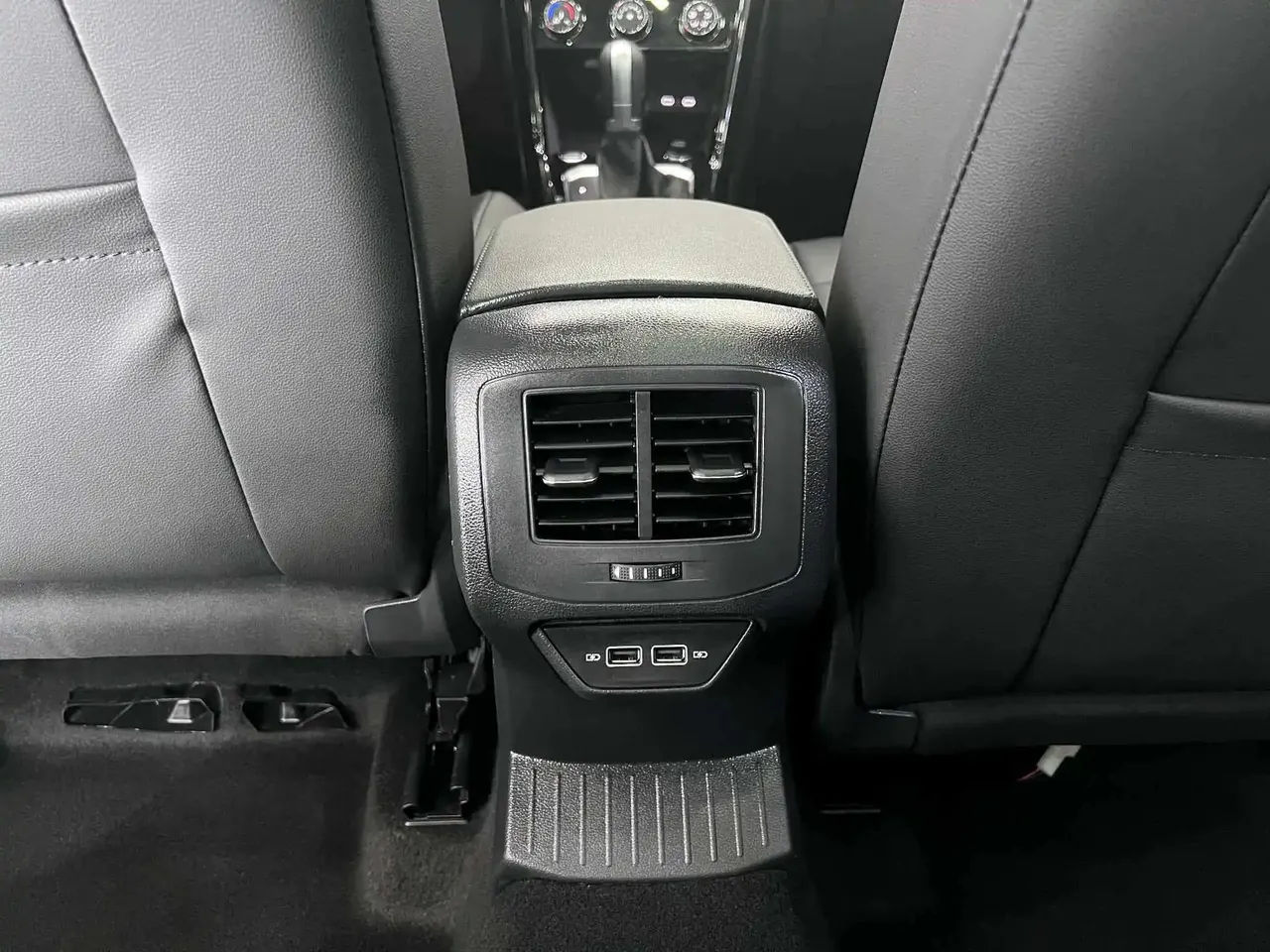 T-ROC 2022 280TSI DSG Front-Wheel Drive Comfort PLUS 12
