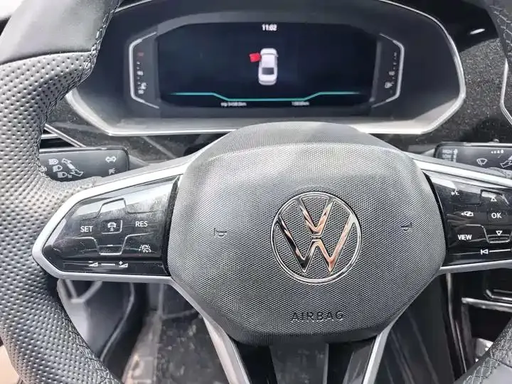Passat 2023 380TSI Deluxe Edition 12