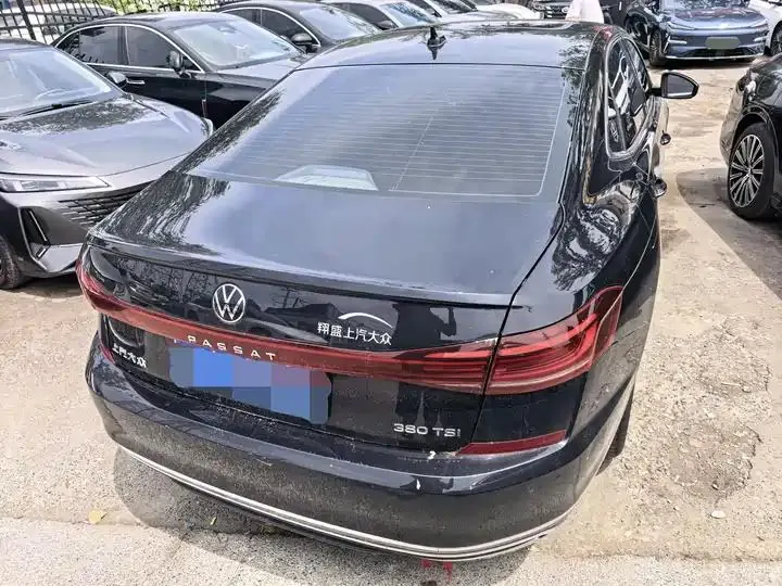 Passat 2023 380TSI Deluxe Edition 15