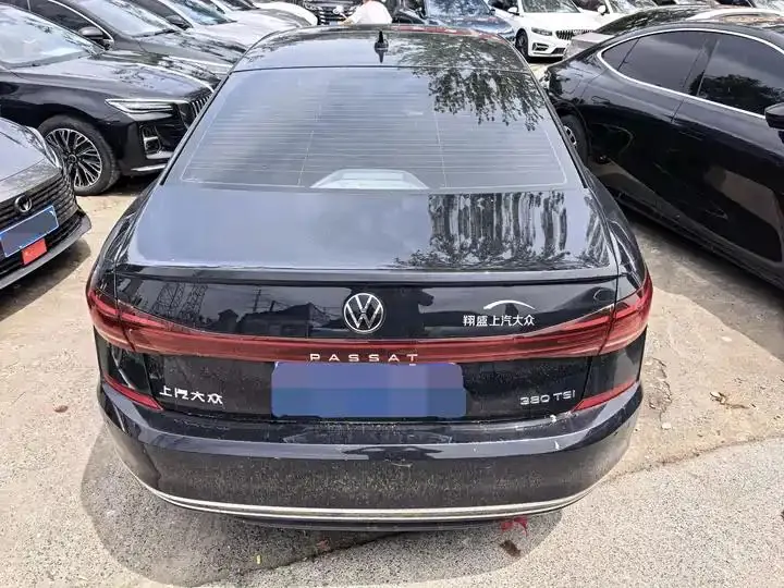 Passat 2023 380TSI Deluxe Edition 16
