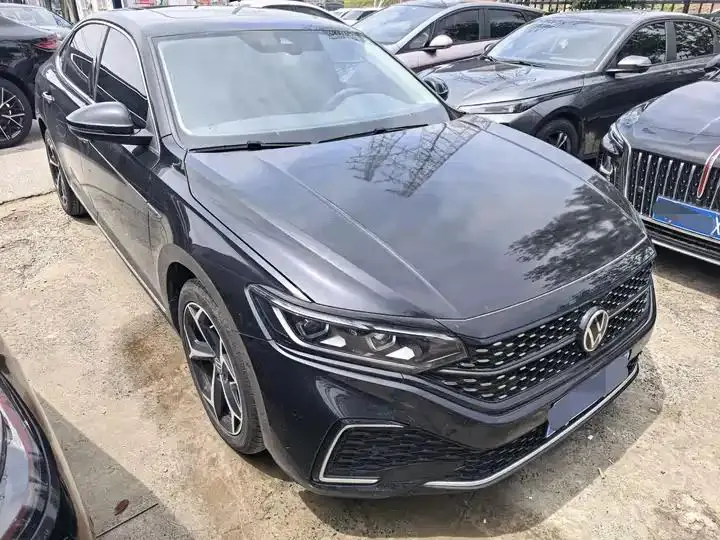 Passat 2023 380TSI Deluxe Edition 3