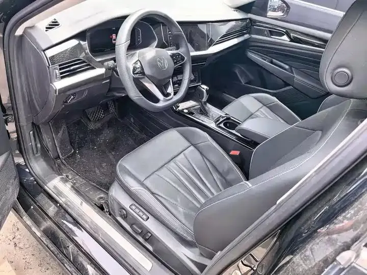 Passat 2023 380TSI Deluxe Edition 5