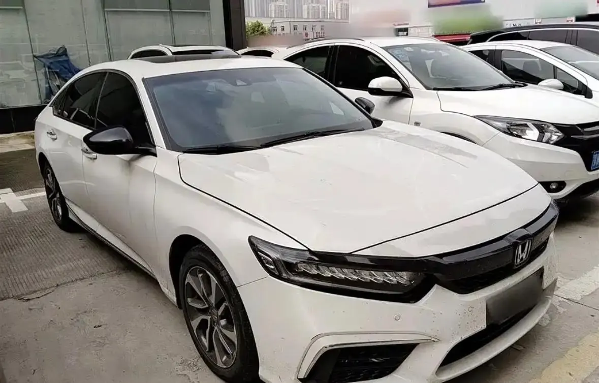 Yingshi 2019 260TURBO Jingyue Edition National V 2
