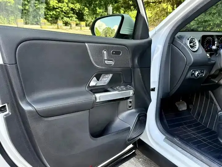 Mercedes Benz GLB 2020 GLB 200 Fashion 7
