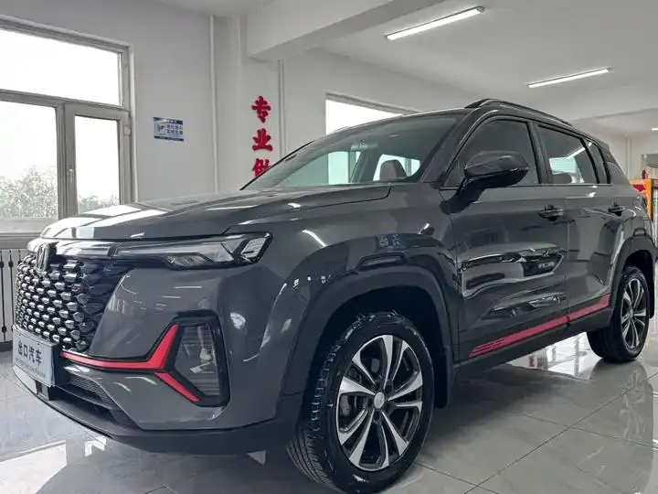 ChangAn CS35PLUS 2022 Blue Whale NE 1.4T DCT Luxury Model - View 1