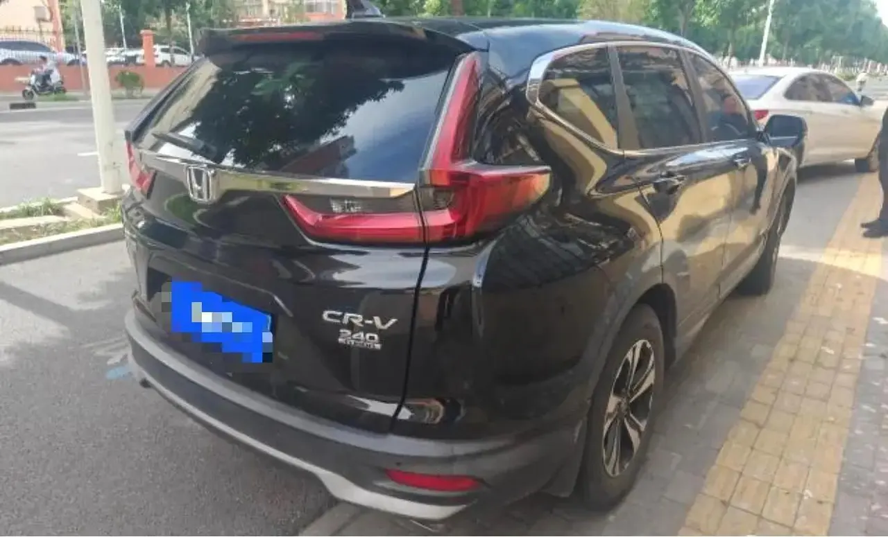 Honda CR-V 2021 240TURBO CVT Two-Drive Urban Edition 2