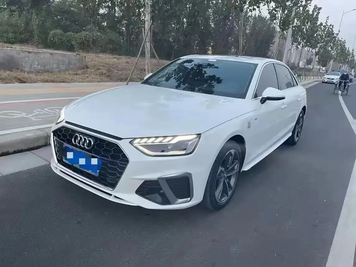 Audi A4L 2020 40 TFSI Fashion Dynamic - View 1