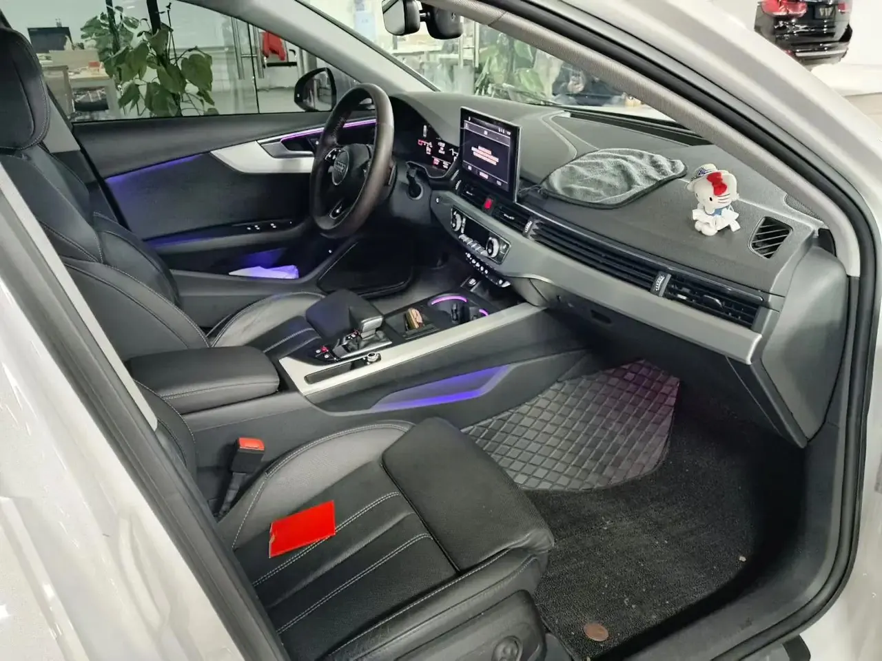 Audi A4L 2020 40 TFSI Fashion Dynamic 4