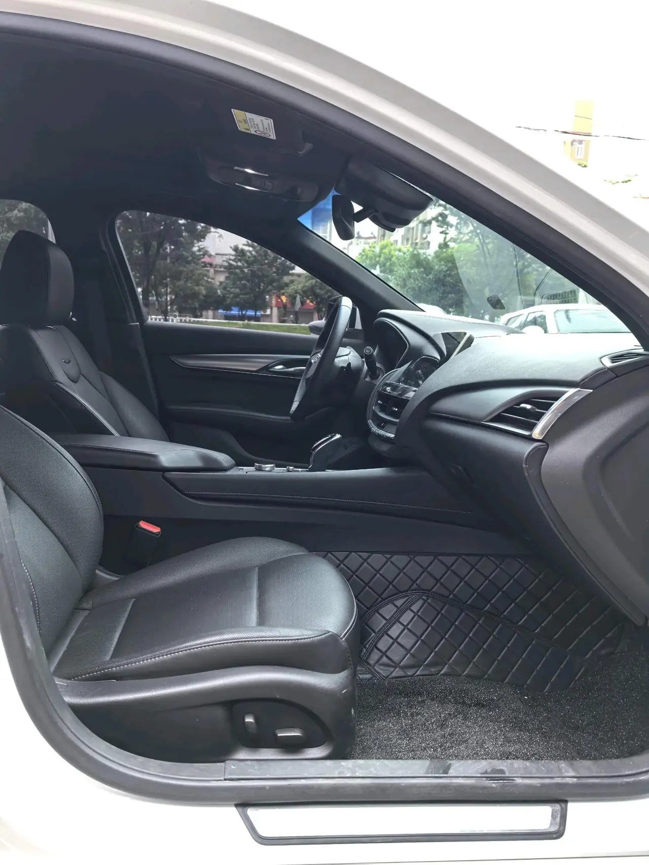 Cadillac CT5 2022 28T Luxury (Standard Edition) 4