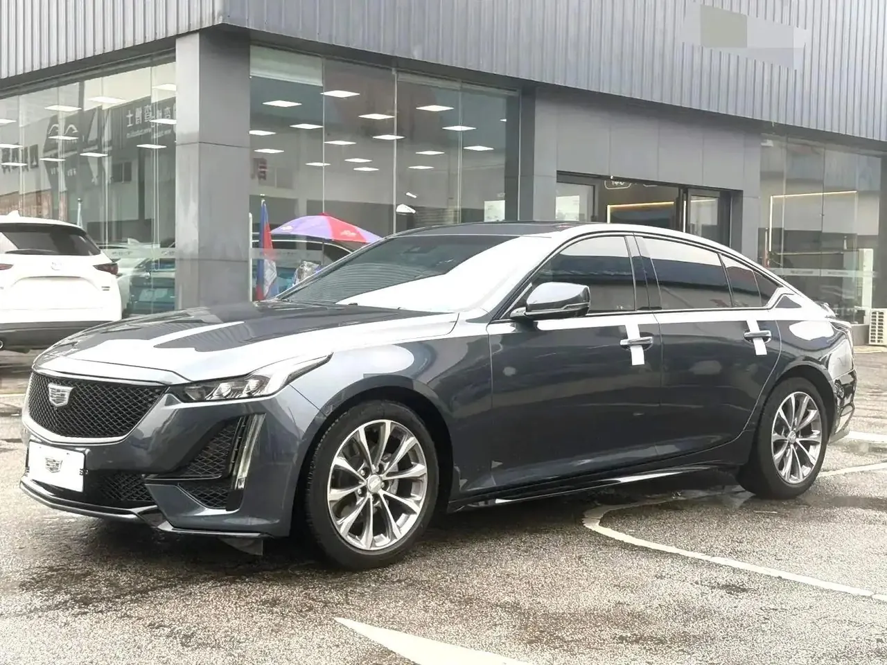 Cadillac CT5 2020 model facelift 28T leading sports model - View 1
