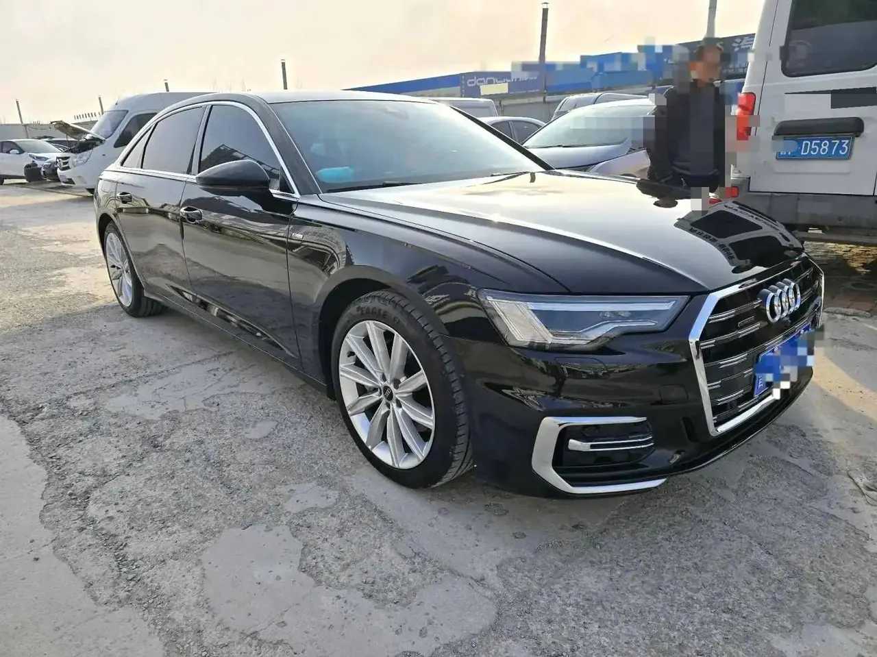 Audi 2023 A6L 2.0TFSI 45TFSI Selected Dynamic (Modified) Automatic Gear 3