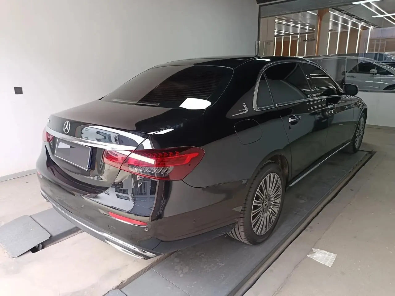 Mercedes Benz E Class 2023 E 300 L 2.0T Luxury (Modified) Automatic Gear 2