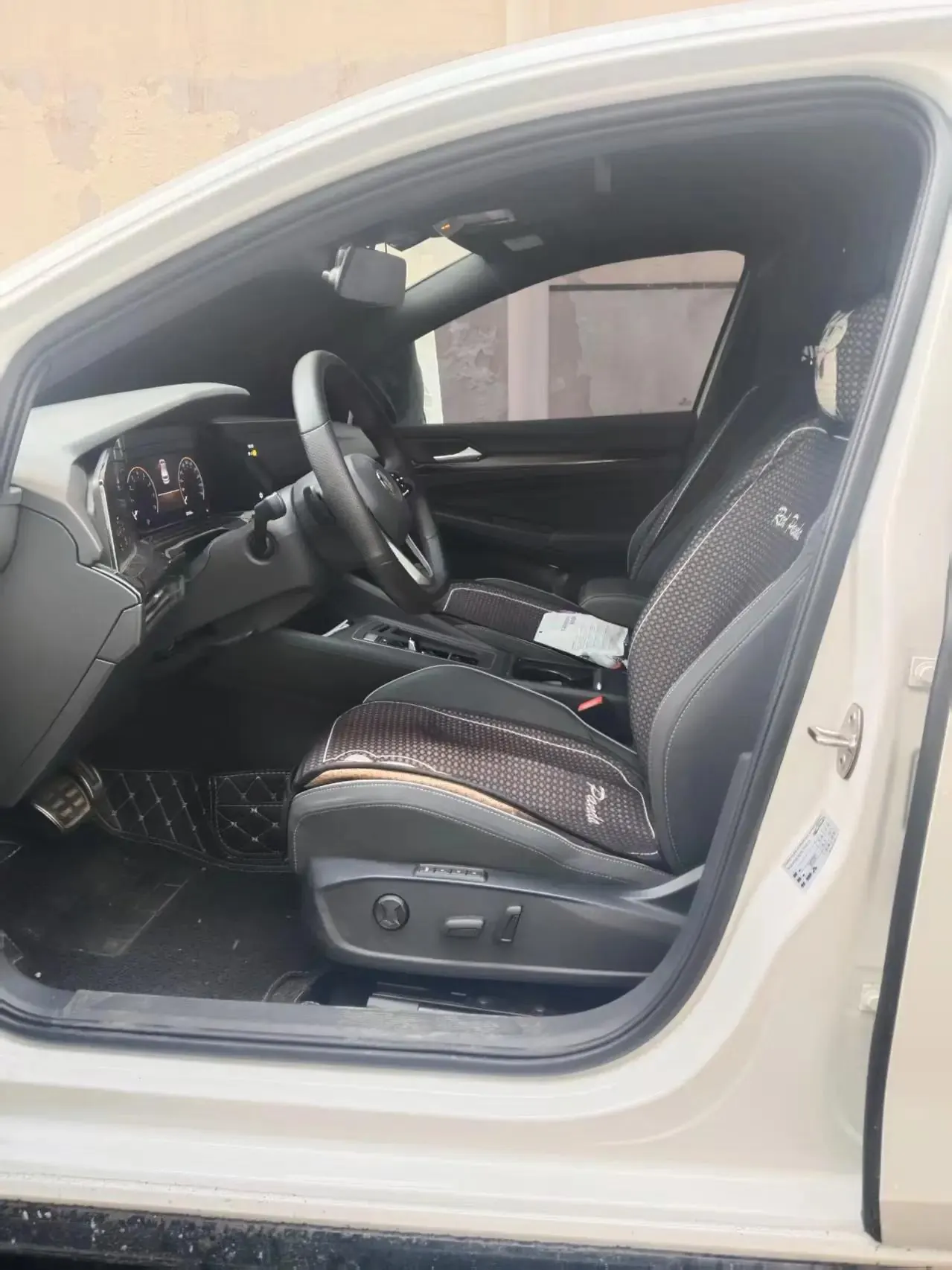 Golf 2021 280TSI DSG R-Line 3