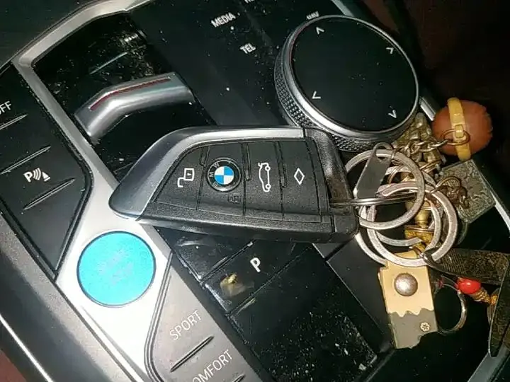 BMW i3 2025 eDrive 35 L 9