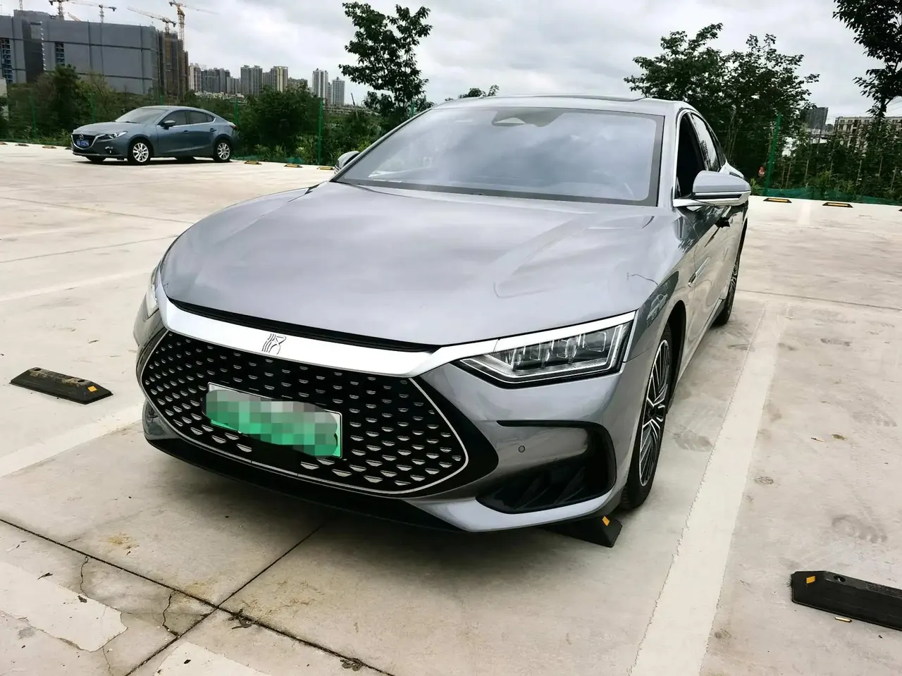 Han 2022 DM-i 121KM exclusive - View 1