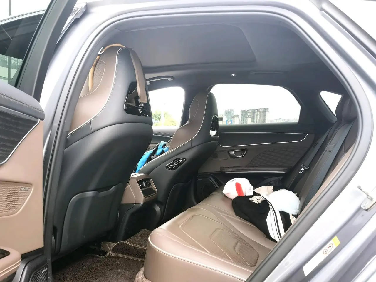 Han 2022 DM-i 121KM exclusive 3