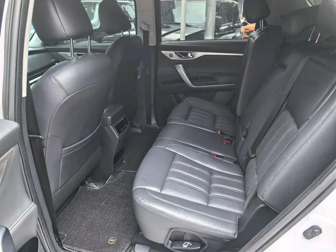 ChangAn CS95 2019 2.0T Two-Drive Luxury Model 5