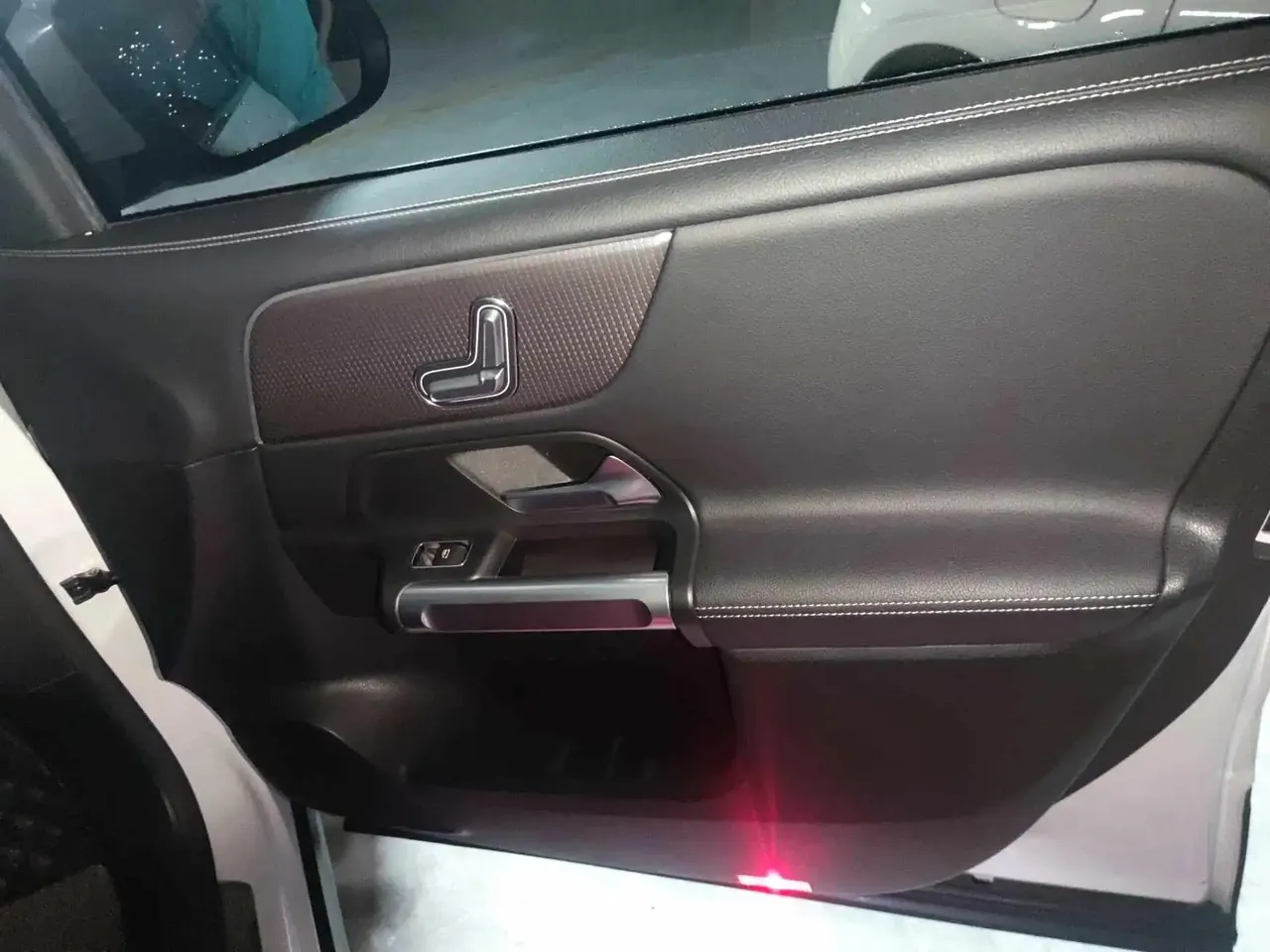 Mercedes Benz GLB 2020 Model Facelift GLB 200 Luxury Version 5
