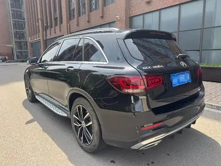 Mercedes Benz GLC 2022 Model Facelift GLC 300 L 4MATIC Sporty Version 3