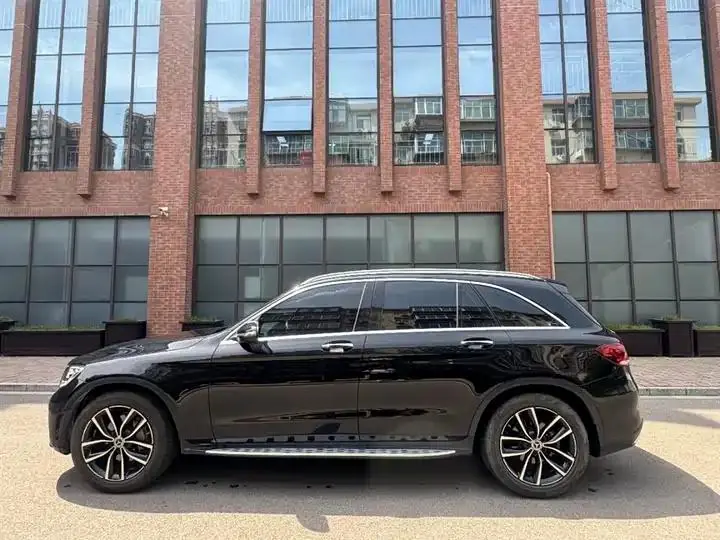Mercedes Benz GLC 2022 Model Facelift GLC 300 L 4MATIC Sporty Version 5