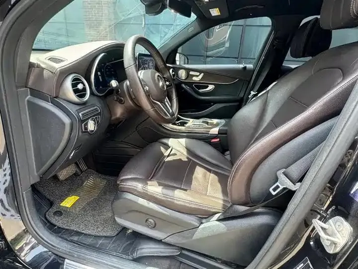 Mercedes Benz GLC 2022 Model Facelift GLC 300 L 4MATIC Sporty Version 6
