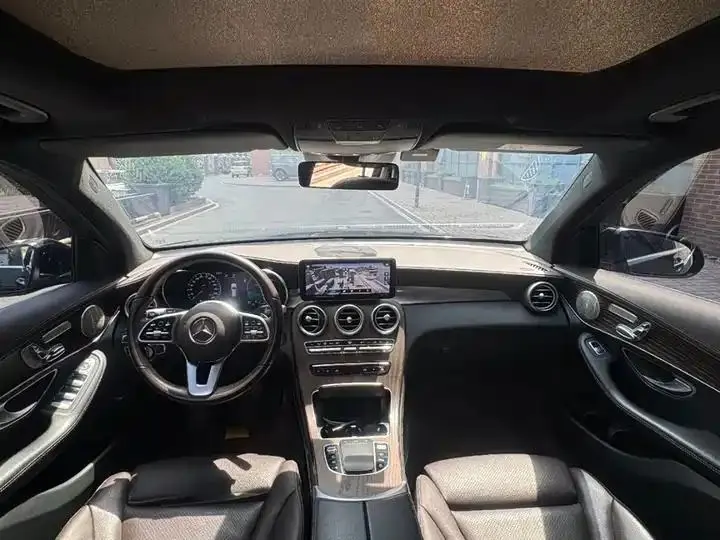 Mercedes Benz GLC 2022 Model Facelift GLC 300 L 4MATIC Sporty Version 7