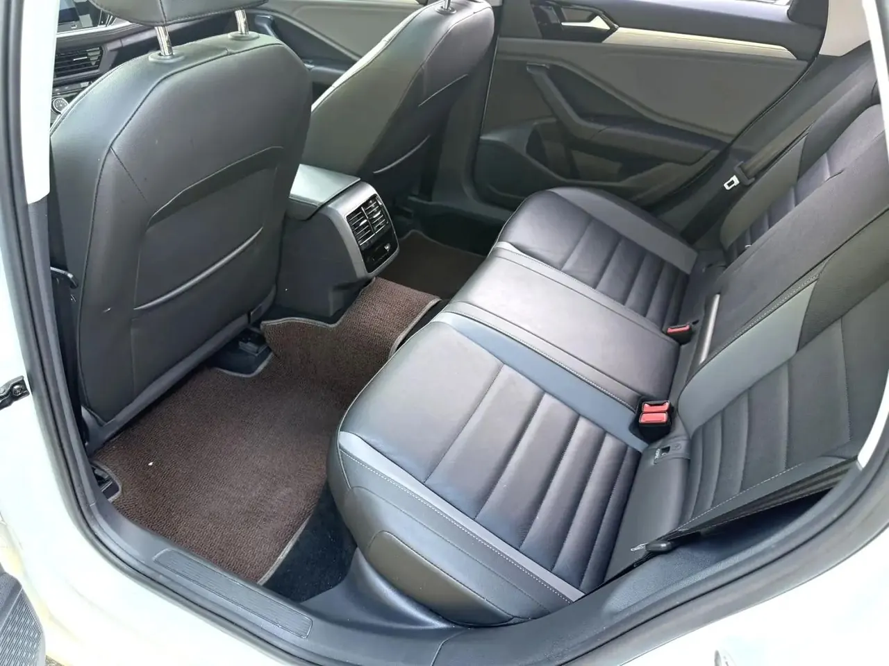 Lavida 2021 280TSI DSG Exceed Edition 3