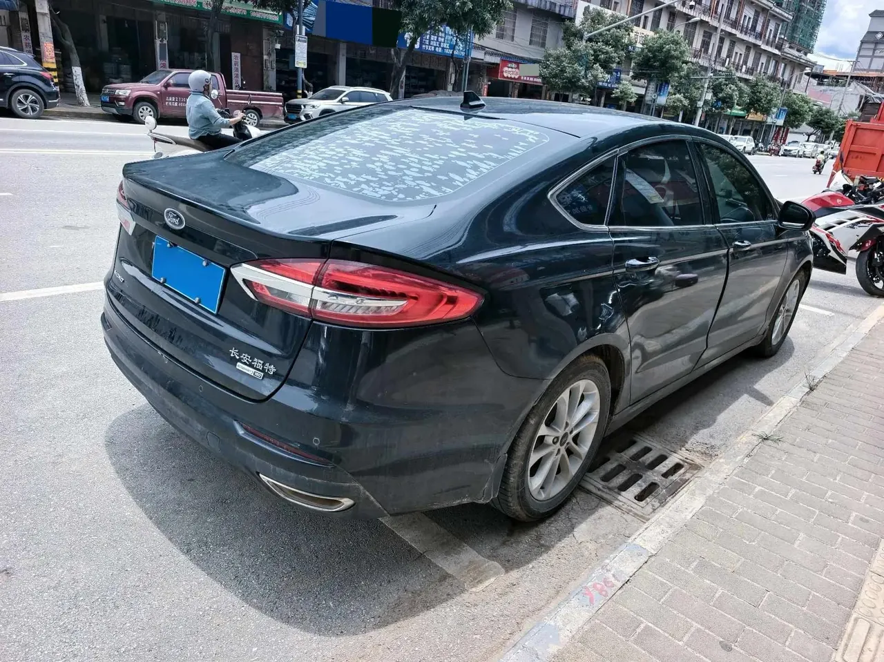Ford Mondeo 2020 EcoBoost 180 Luxury Edition 6
