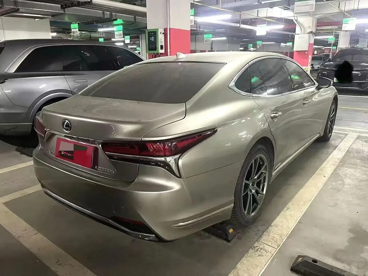 Lexus LS 2020 500h Excellent Edition Country V 8
