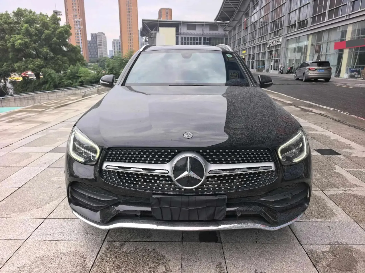 Mercedes Benz GLC 2020 model facelifted GLC 260 L 4MATIC Luxury Edition 2