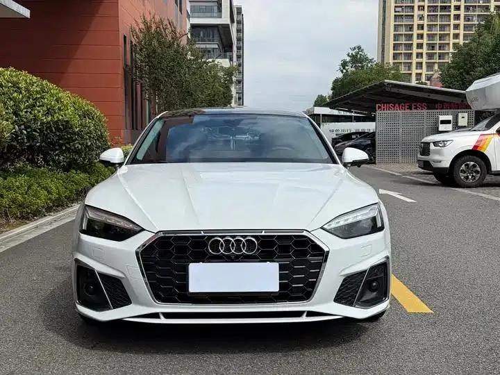 Audi A5 2021 model Sportback 40 TFSI Fashion Dynamic Edition 2