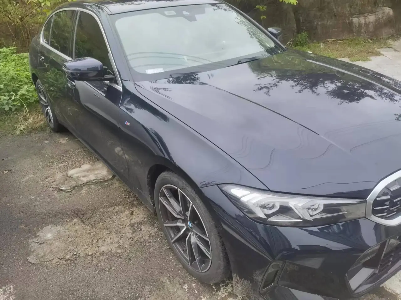 BMW 3 Series 2023 model 325Li M Sport Package 2