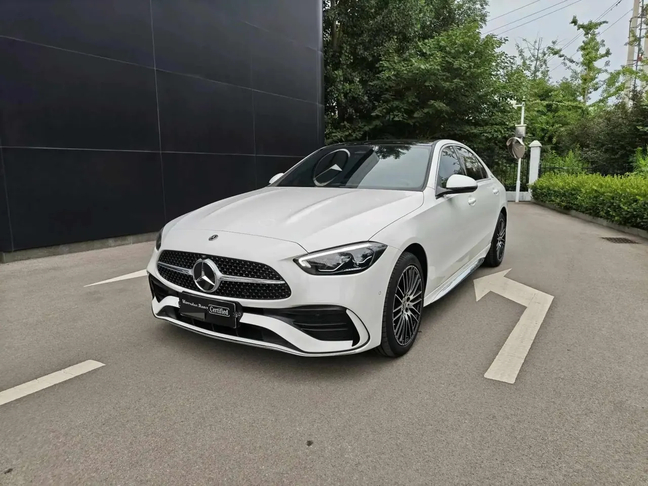 Mercedes Benz Class C 2022 to C 260 L Sports Edition - View 1