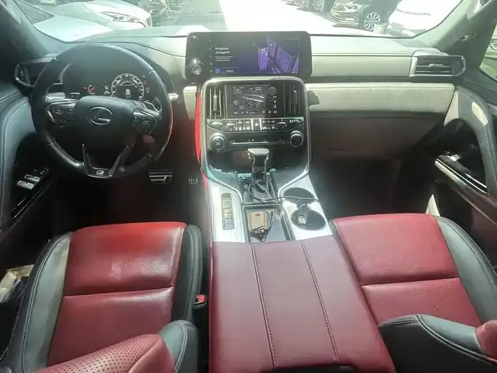 Lexus LX 2022 600 7