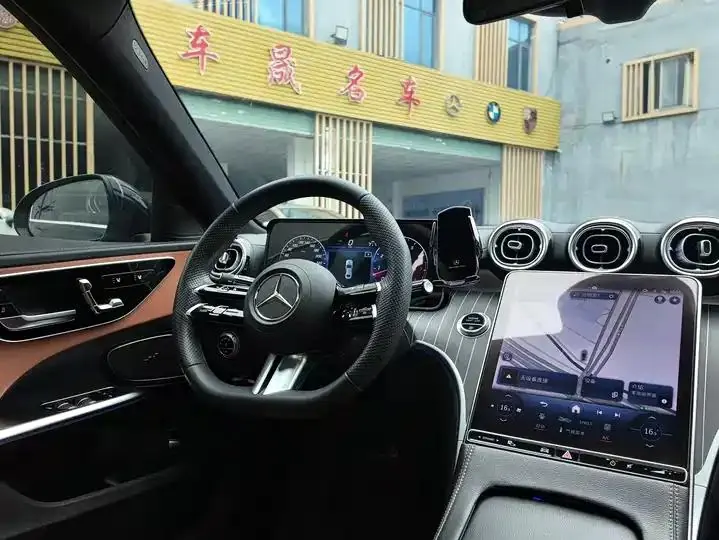 Mercedes Benz Class C 2022 C 260 L Sports Edition 10